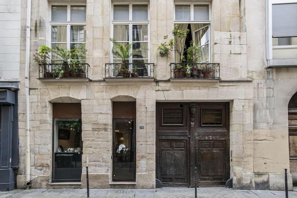 Marais Beaubourg 36quin Appartement Paris